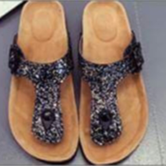 Shoes - 💸PRICE DROP😍Cork Thong Glitter Sandals